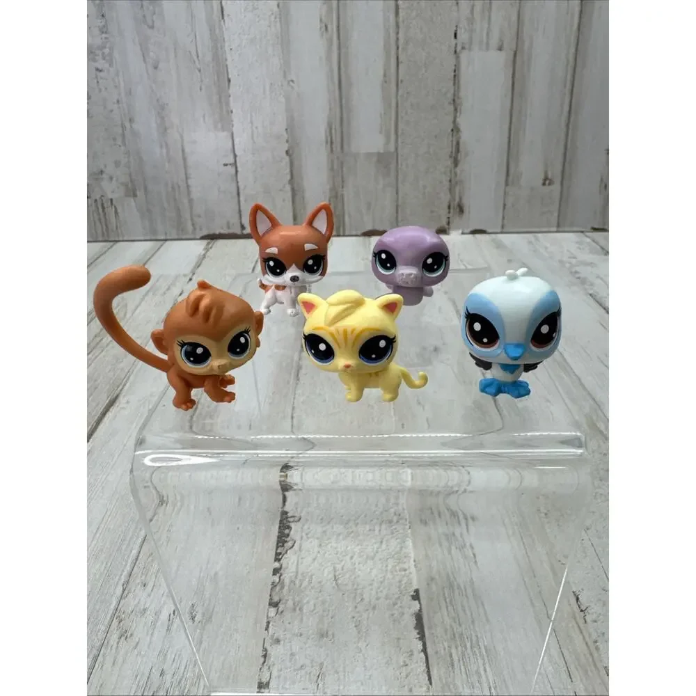 Lot Of 5 Littlest Pet Shop Mini LPS Figures Bree, Clicks, Neela, Babs, Juan